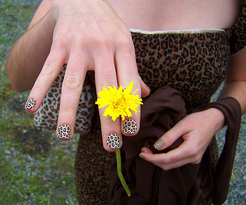 Leopard Finger Nails